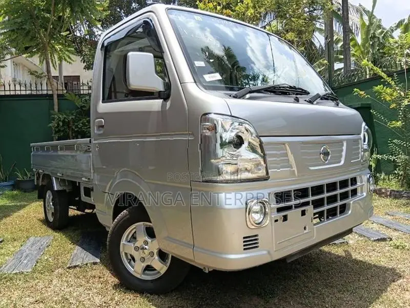 Nissan Clipper NT 100 GX Grade 2023