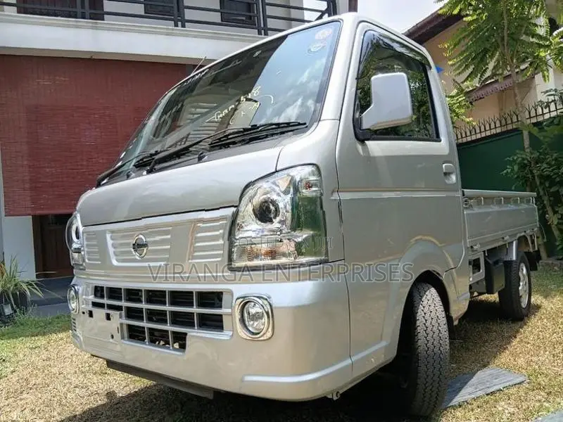 Nissan Clipper NT 100 GX Grade 2023