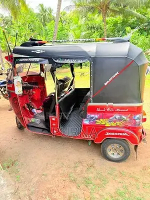 Bajaj RE 2002