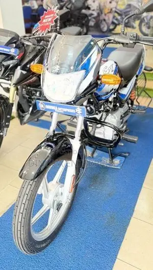 Bajaj CT100 2026