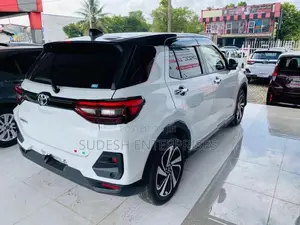 Toyota Raize Z 2025