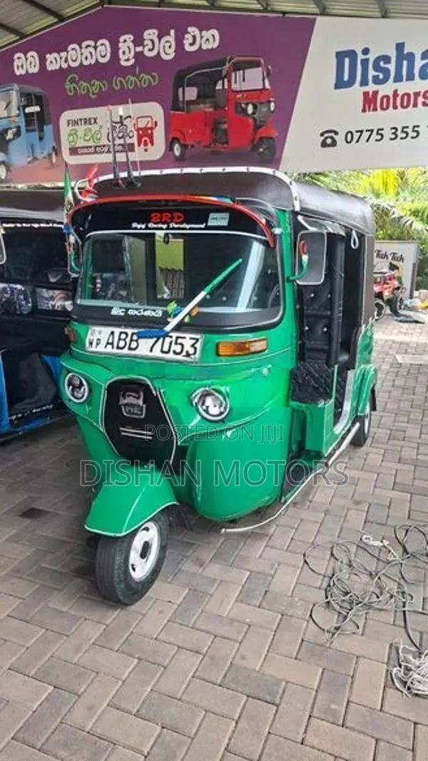 Bajaj RE 4 Stroke 2015
