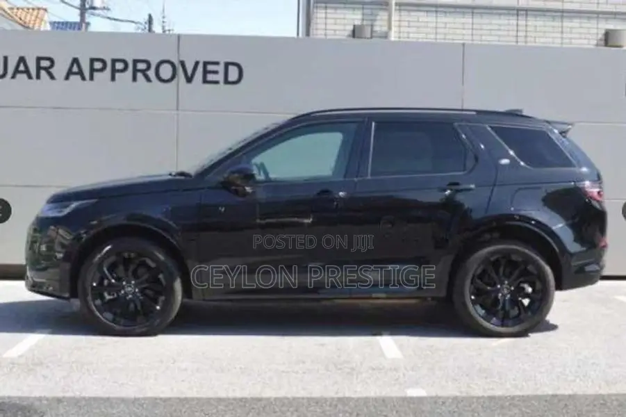 Land Rover Discovery Sport 2024