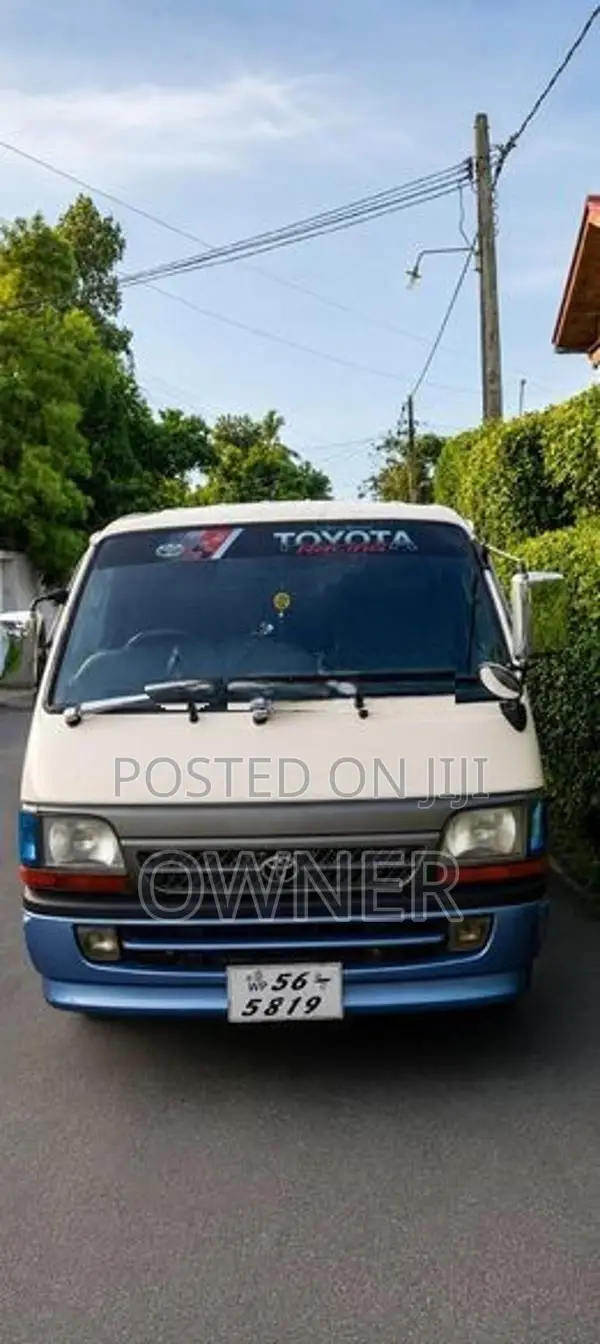 Toyota Dolphin LH113 1990