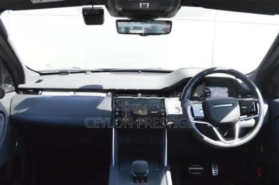 Land Rover Discovery Sport 2024