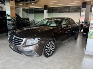 Mercedes Benz E350 PRIMIUM PLUS PACKAGE 2017