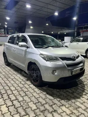 Toyota IST 2007