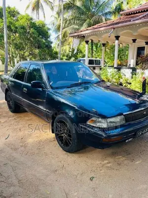 Toyota Corona 1990