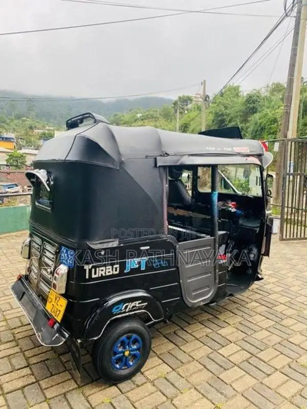 Bajaj 4 stock 2012
