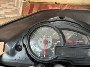 Bajaj Discover 125 M 2015