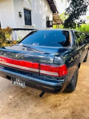 Toyota Corona 1990