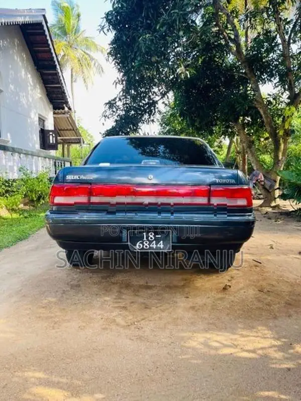 Toyota Corona 1990