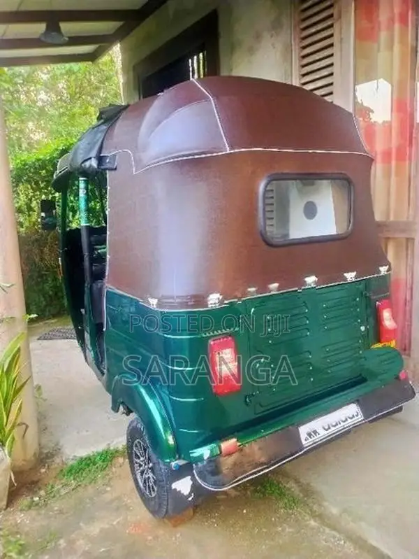 Bajaj RE 2008