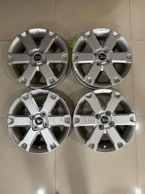 Daihatsu Taft Alloy Wheel 15