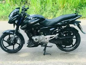Bajaj Pulsar 150 black 2016