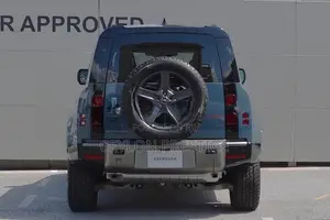 Land Rover Defender 2025