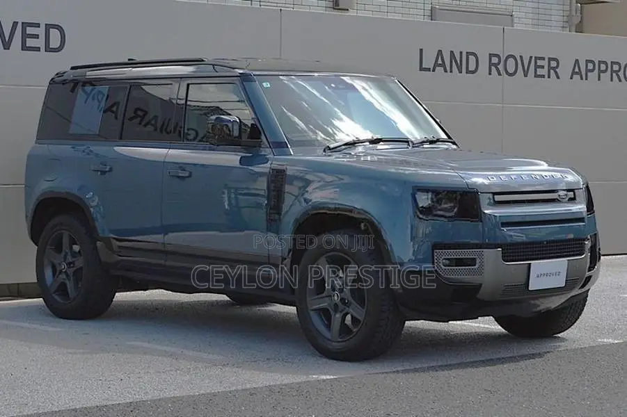 Land Rover Defender 2025