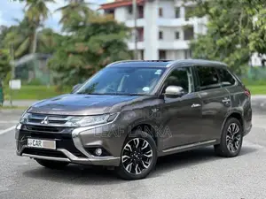 Mitsubishi Outlander 2015