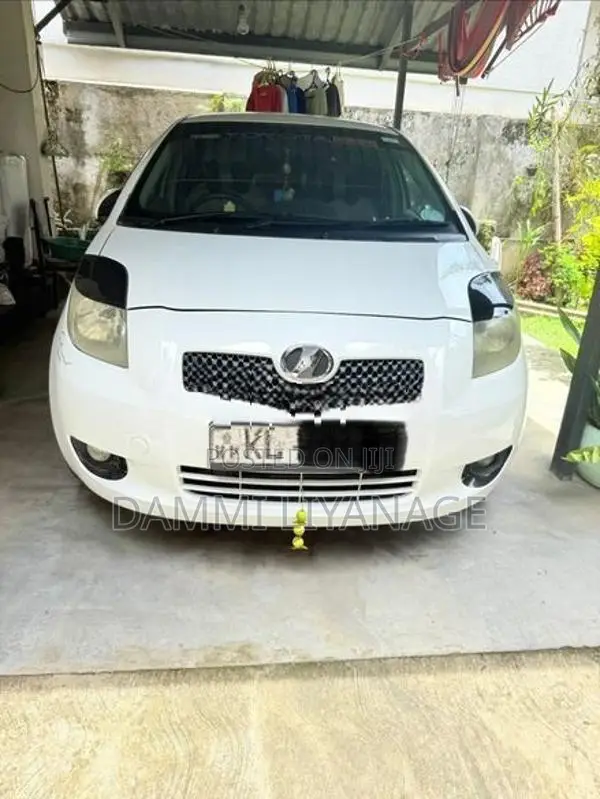 Toyota Vitz 2007