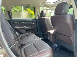 Mitsubishi Outlander 2015