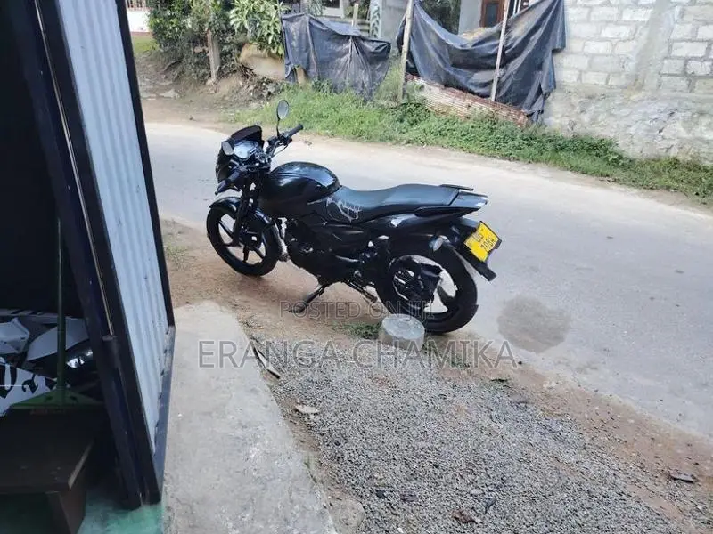 Bajaj Pulsar 180 2007
