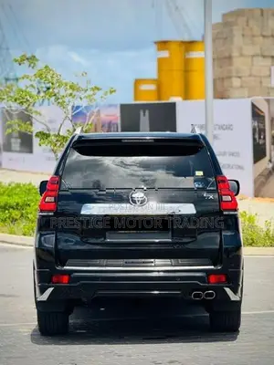 Toyota Land Cruiser Prado TX 2017