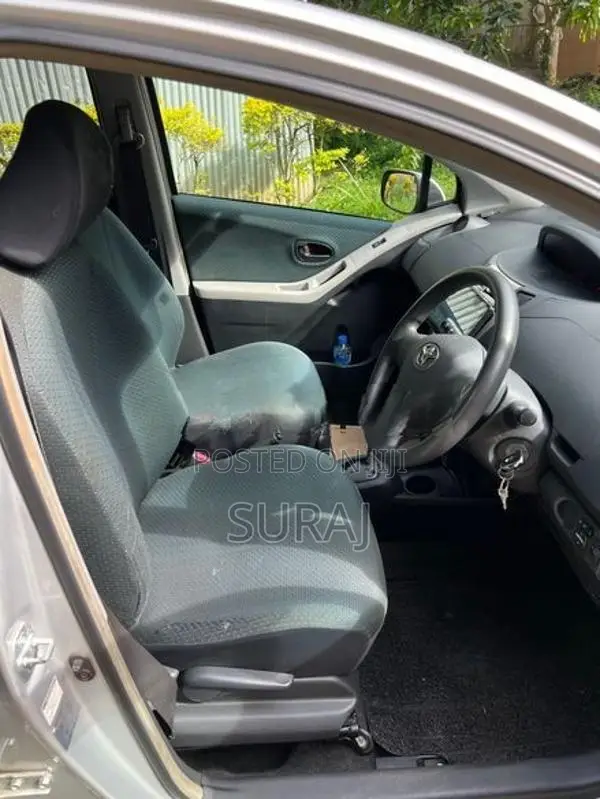 Toyota Vitz 2007