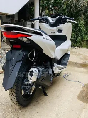 Honda PCX 2025