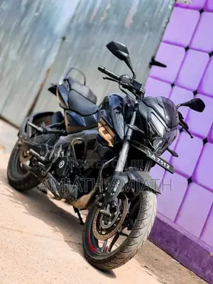 Bajaj Pulsar NS200 2025