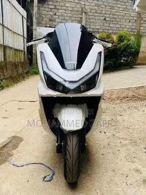 Honda PCX 2025
