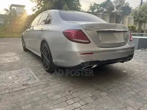Mercedes Benz E200 Night Edition AMG 2016