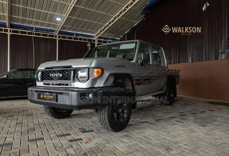 Toyota Land Cruiser 79 LC79 2025