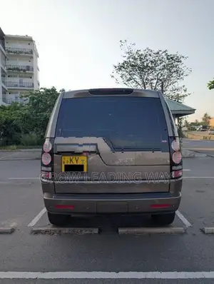 Land Rover Discovery 2014