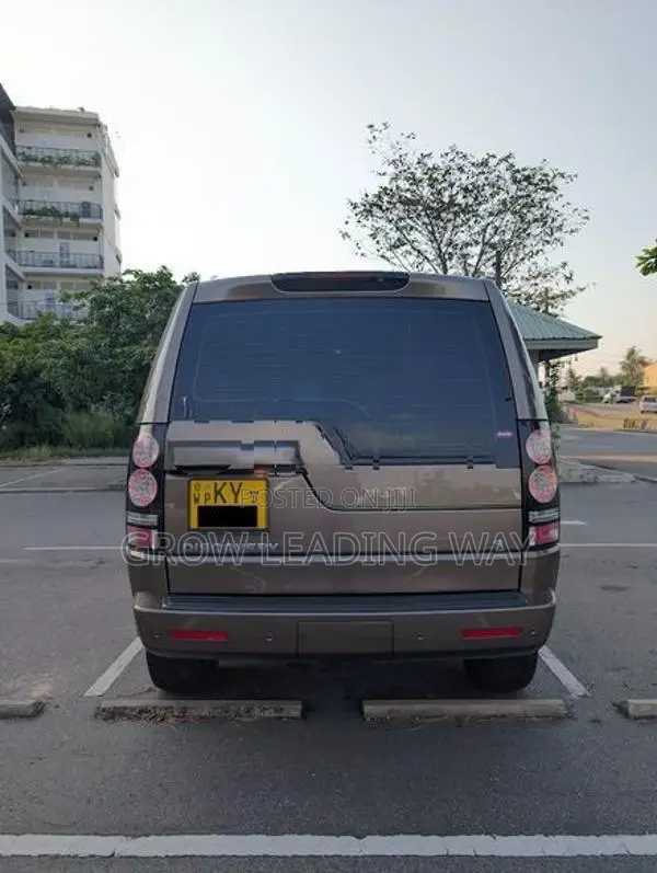 Land Rover Discovery 2014