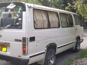 Toyota Hiace LH61 1992