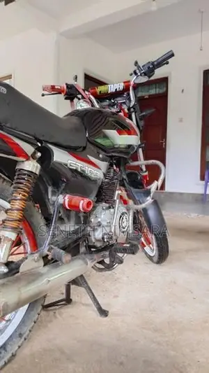Bajaj CT100 2004