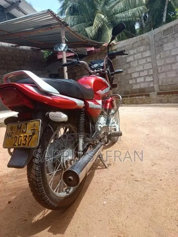 Bajaj CT100 Good condition 2005