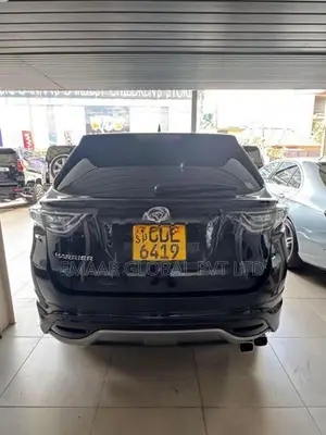 Toyota Harrier 2016