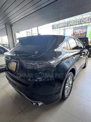 Toyota Harrier 2016