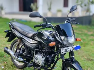 Bajaj Platina 2017