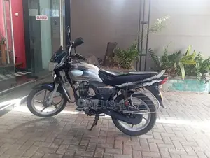 Bajaj Platina 100CC 2009