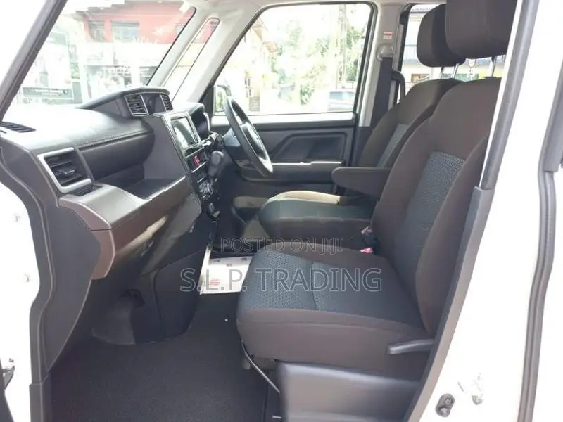 Toyota Roomy G Double 2023