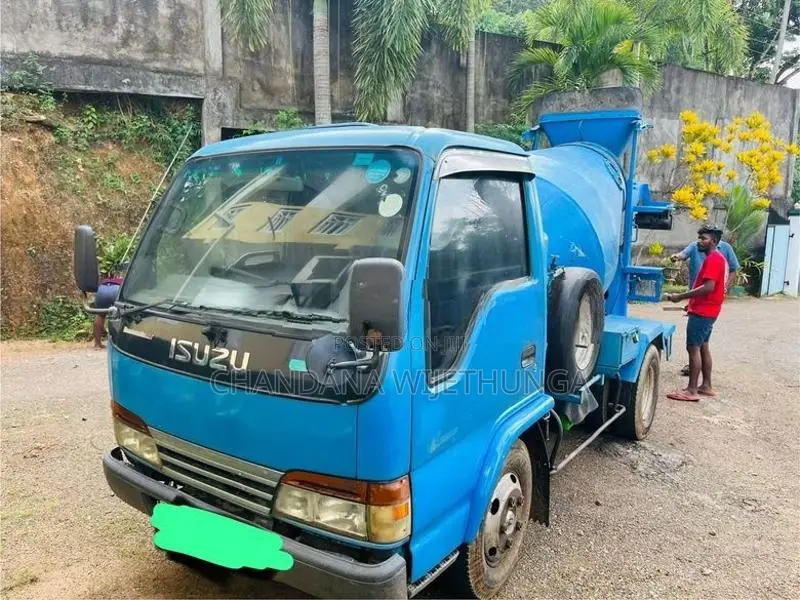 Isuzu 250 Truck Mixer 2002
