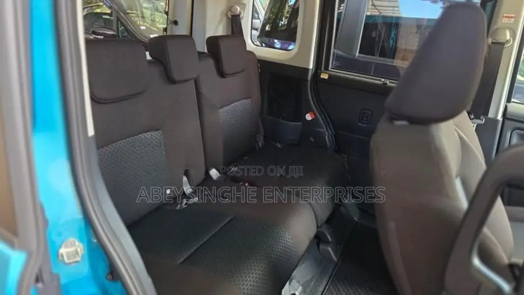 Toyota Roomy G 2023