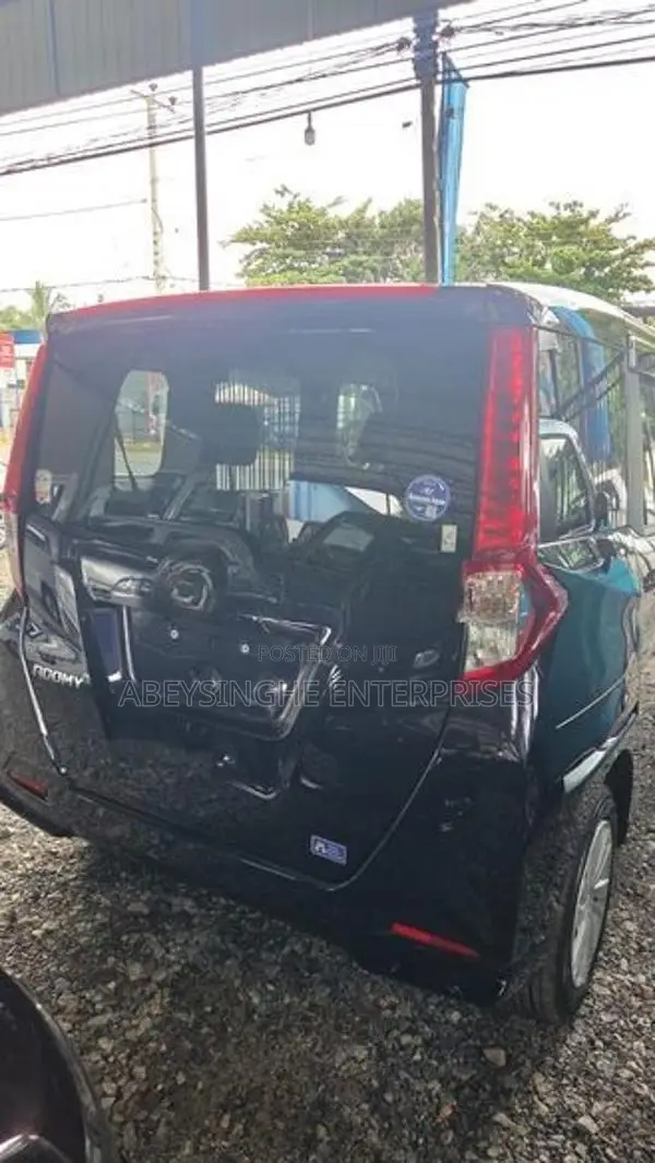 Toyota Roomy G 2023