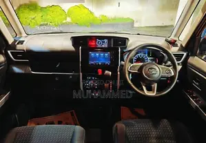 Toyota Roomy Custom G 2024