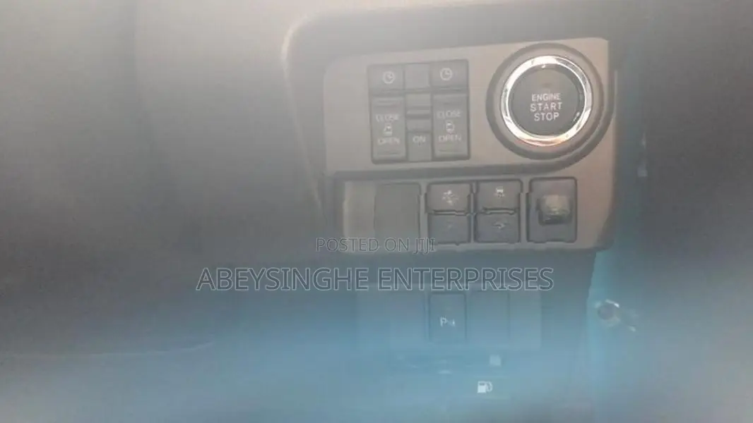 Toyota Roomy G 2023