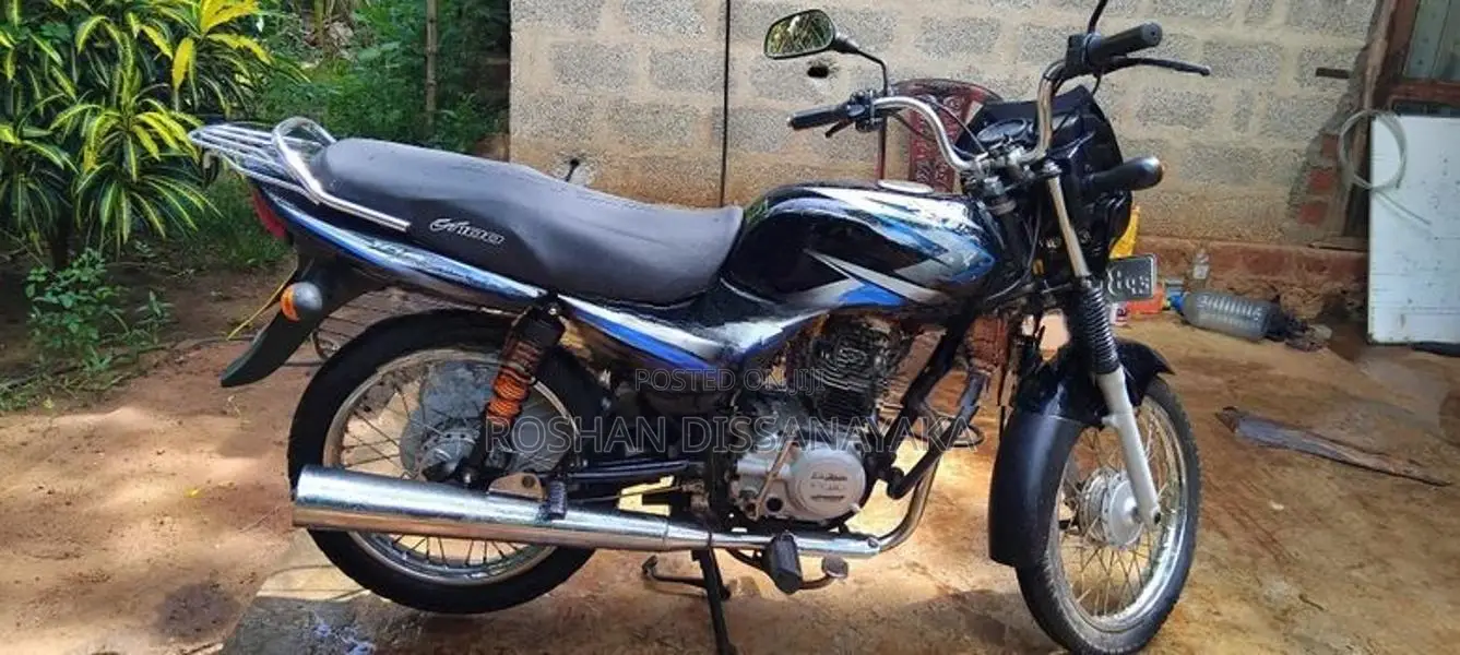 Bajaj CT100 2015