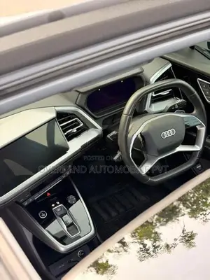 Audi Q4 Advance Higher Range 2024