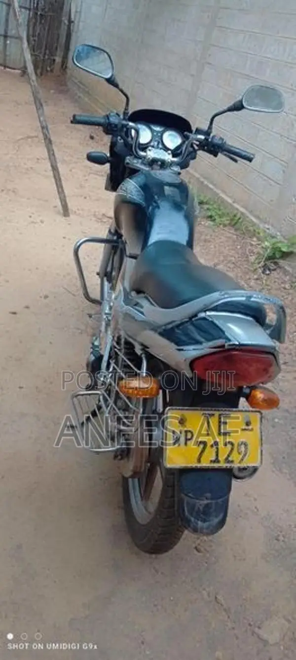TVS Victor 2006